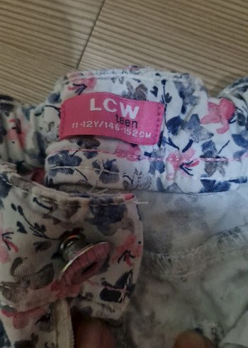 Çiçek Desenli Gri Bol Kesim Kız Pantolon - Görsel 2