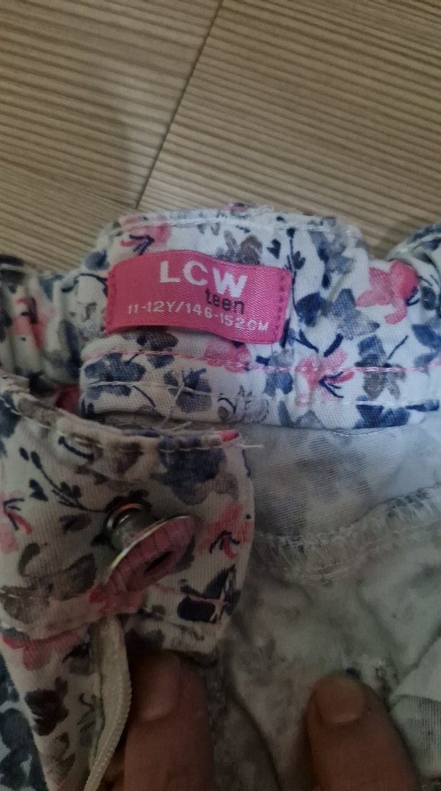 Çiçek Desenli Gri Bol Kesim Kız Pantolon - Görsel 2