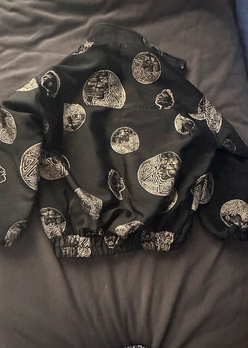 Siyah Desenli Kadın Ceket - Görsel 3