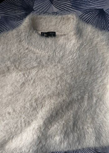 DeFacto Kadın Beyaz Peluş Uzun Kollu Sweatshirt - Görsel 2