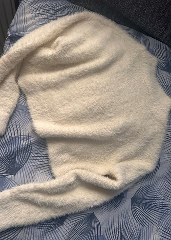 DeFacto Kadın Beyaz Peluş Uzun Kollu Sweatshirt - Görsel 4