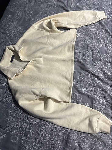 m Beden Bershka kazak crop