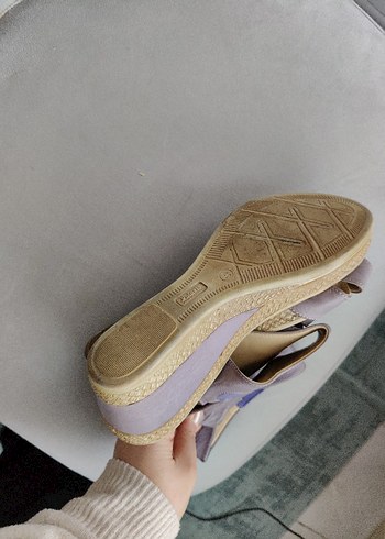 Mor Süet Dolgu Topuklu Kadın Sandalet - Görsel 3