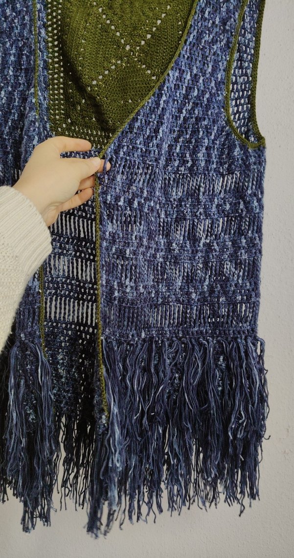 Bohem Tarzı Örgü Püsküllü Kadın Yelek - Görsel 4