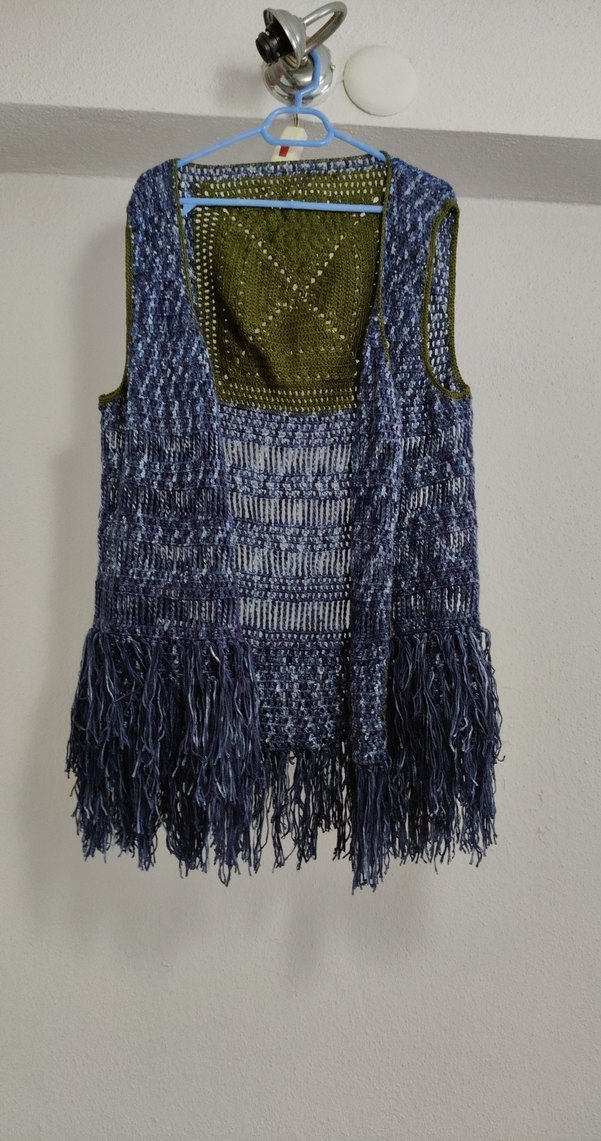 Bohem Tarzı Örgü Püsküllü Kadın Yelek - Görsel 2