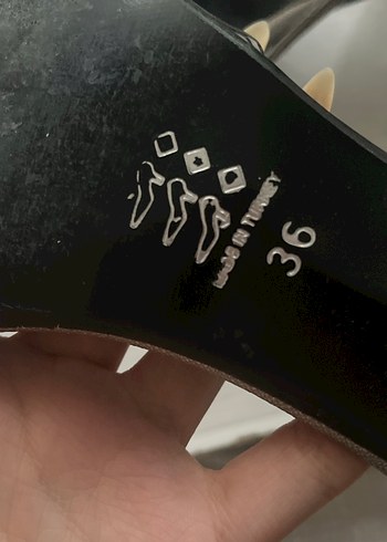 Gri Metal Tokalı Kadın Topuklu Sandalet - Görsel 3