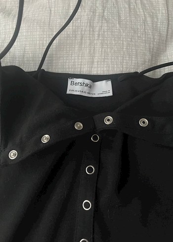 Siyah Düğmeli İnce Askılı Elbise bershka - Görsel 2