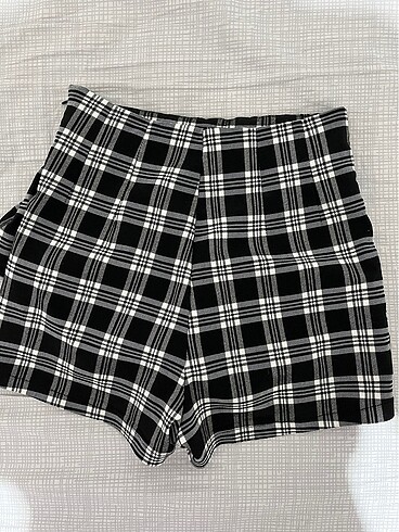 xs Beden Bershka viral sort etek açıklamayı okuyun lütfen