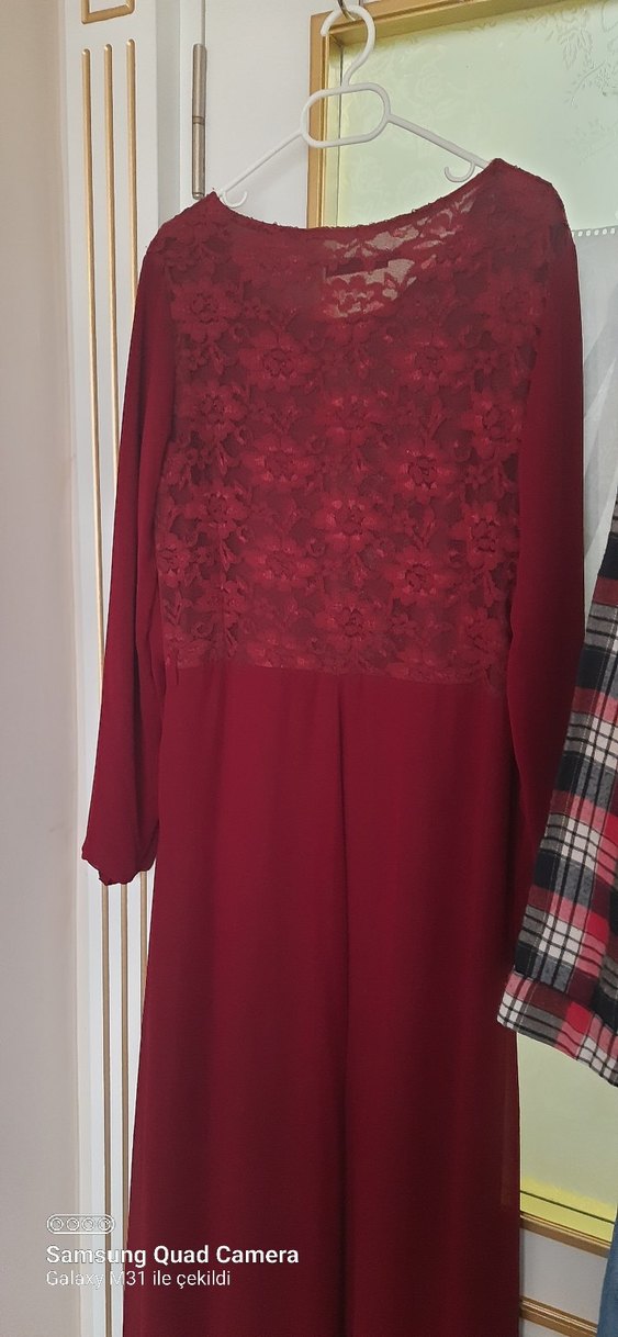 Bordo Dantel Detaylı Uzun Kadın Elbise - Görsel 2