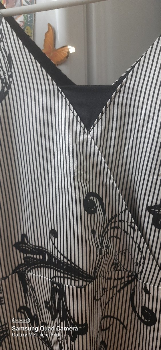 Uzun Siyah Desenli Straplez Elbise - Görsel 2