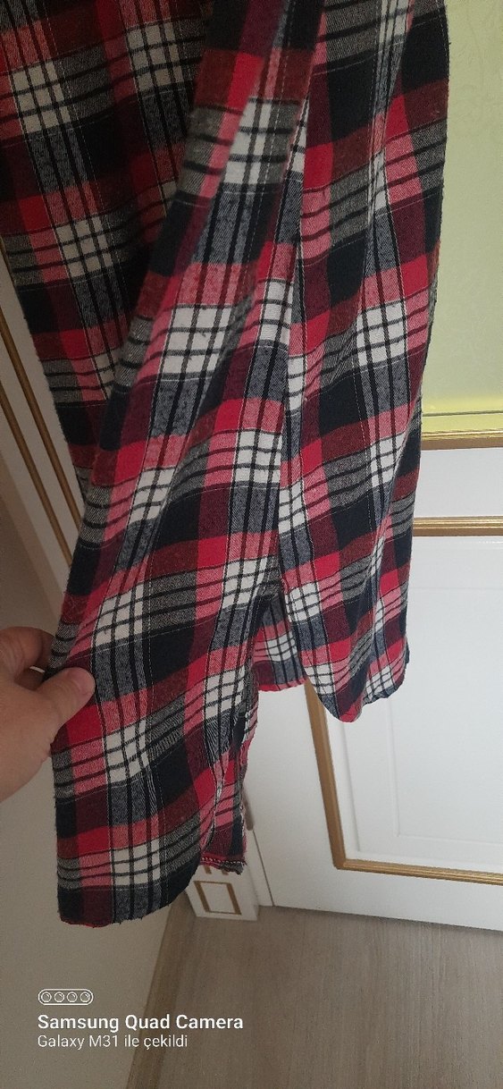 Kırmızı Ekose Düğmeli Uzun Kadın Gömlek - Görsel 4