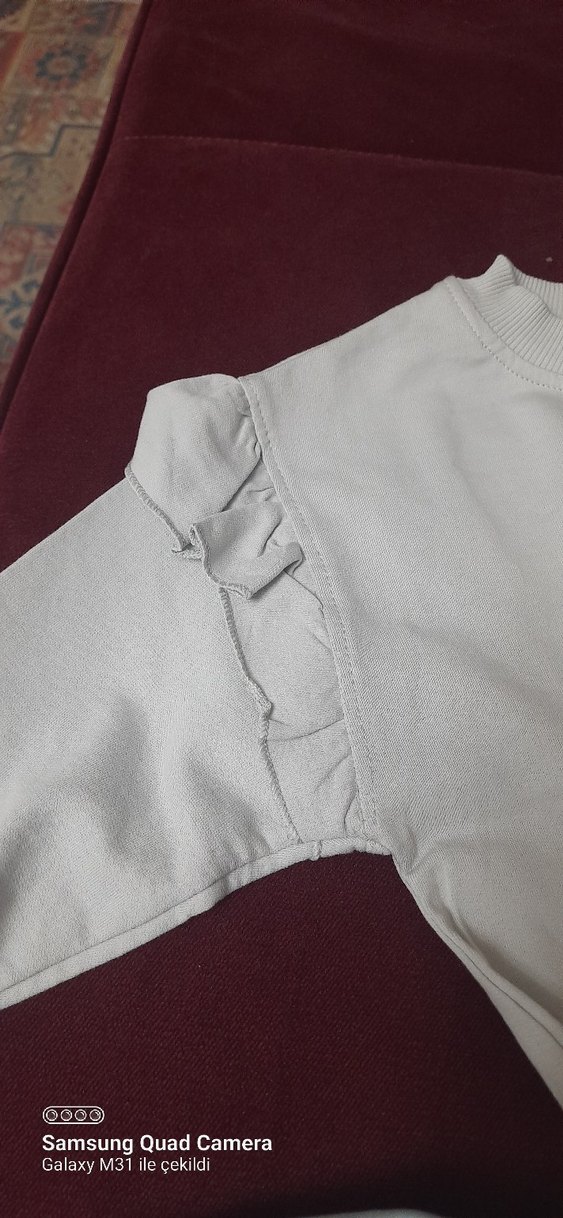 Uzun Kollu Çiçek Desenli Bebek Kız Takımı - Görsel 4