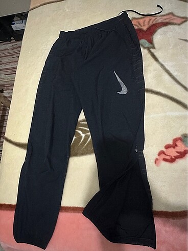Nike orijinal eşofman altı