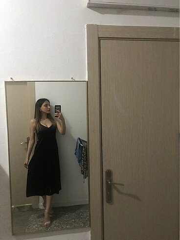 Zara Siyah saten elbise