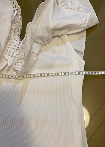 ZARA Fırfırlı V Yaka Beyaz Midi Elbise - Görsel 4