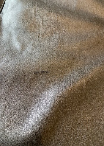 BERSHKASiyah Deri Mini Şort - Görsel 6