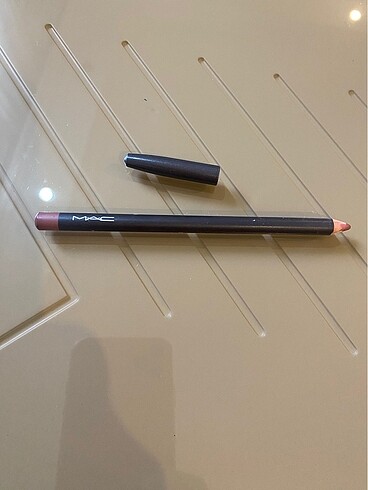 MAC LİP PENCIL