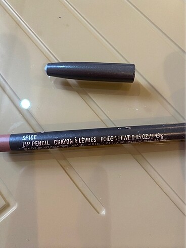 Beden MAC LİP PENCIL