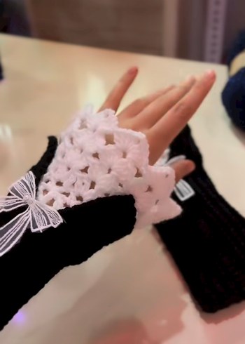 Bordo dantel detaylı örgü kadın eldiven - Görsel 8