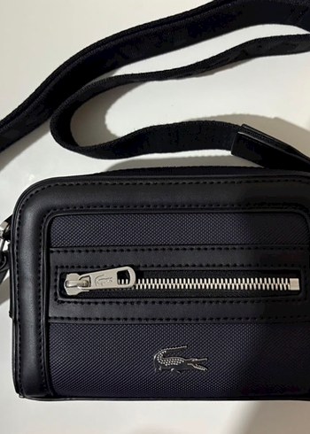  Beden siyah Renk Lacoste çanta