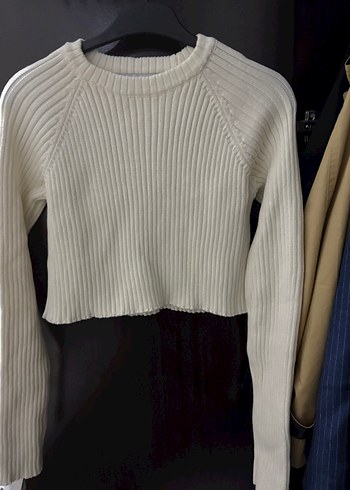 BERSHKA crop kazak