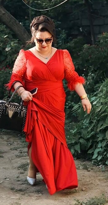 Kırmızı abiye
