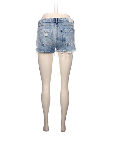 36 Beden Stradivarius Mini Şort %70 İndirimli.
