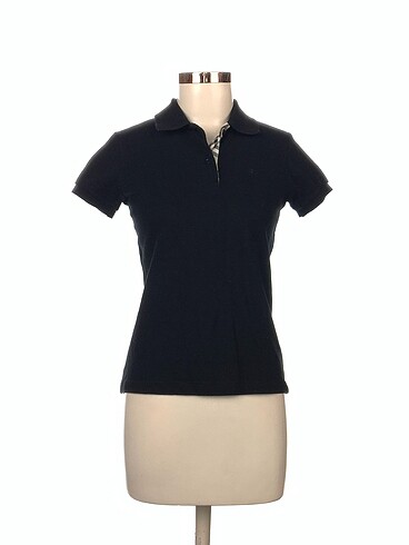Burberry T-shirt %70 İndirimli.