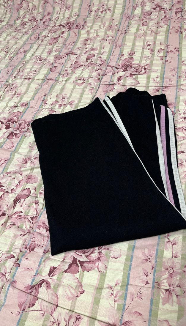 Mor Şeritli Rahat Kadın Kumaş Pantolon - Görsel 3