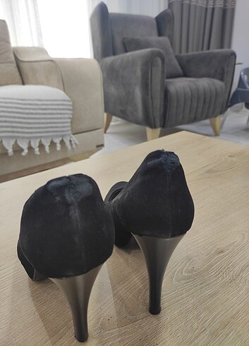 38 Beden siyah Renk 10 cm platform topuklu süet ayakkabı
