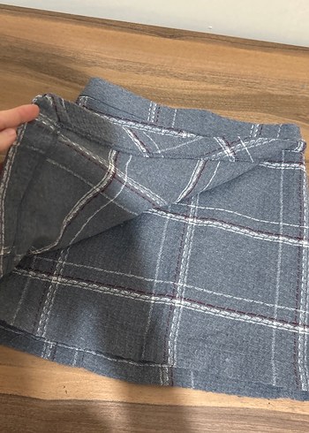 Gri Ekoseli Kemerli Mini Etek - Görsel 2