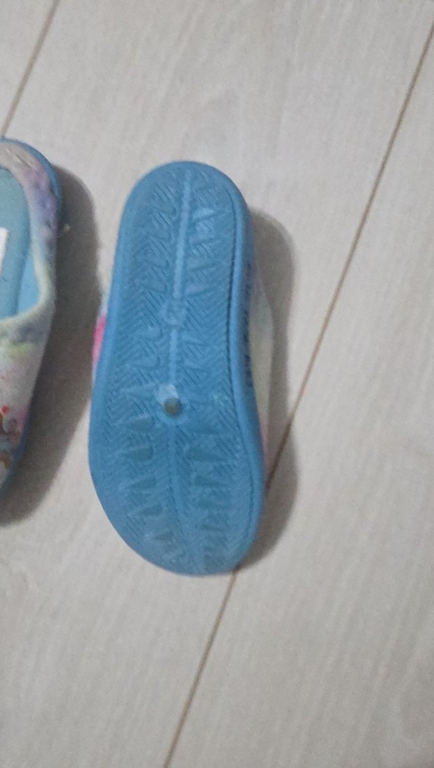 Unicorn Desenli Kız Çocuk Ev Terliği - Görsel 3