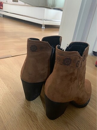 40 Beden camel Renk Bot kışlık süet