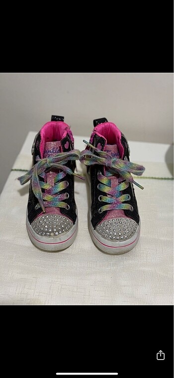 27 Beden Skechers bot