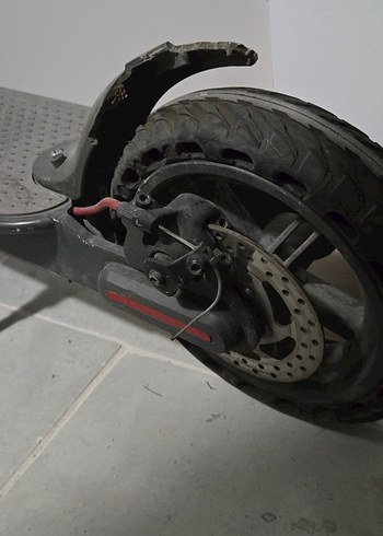 Siyah Scooter - Görsel 4