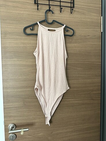 Toz pembesi cıtcıtlı body