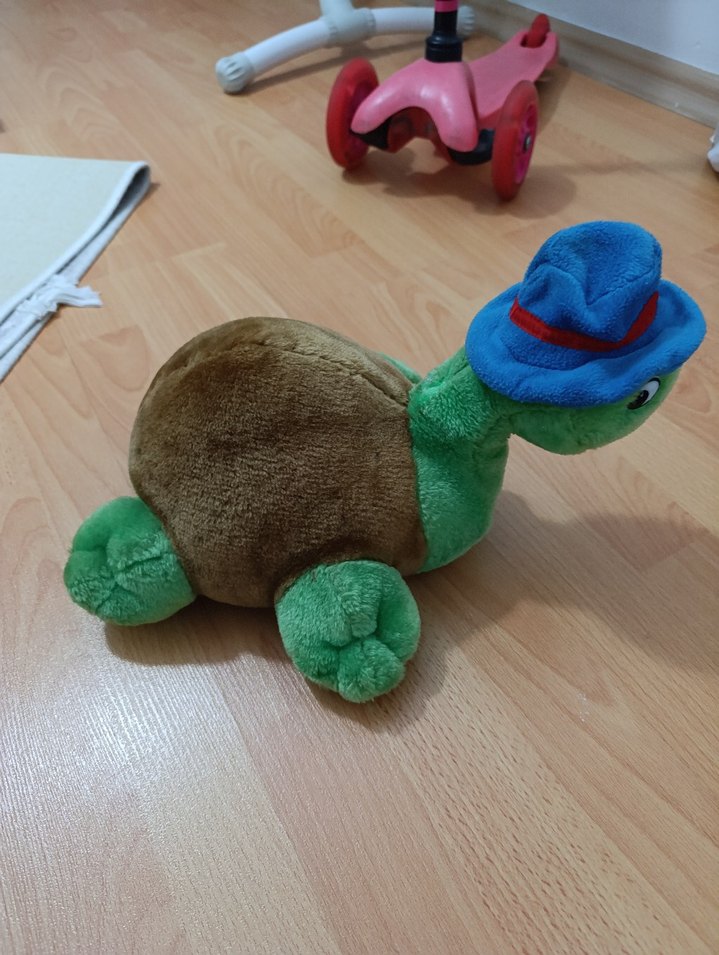 Renkli Şapkalı Peluş Kaplumbağa Oyuncak - Görsel 3