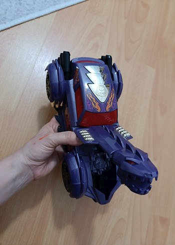 Mor Renkli Oyuncak Araba - Görsel 3