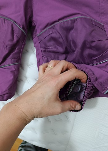 Kız Çocuk Mor Askılı Tulum - Görsel 2