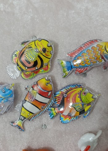 Renkli Çoklu Aksiyon Figürleri Seti - Görsel 3