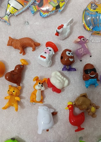 Renkli Çoklu Aksiyon Figürleri Seti - Görsel 4