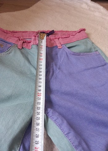 10 Yaş Beden Pastel Renkli Bol Kesim Midi Kot Pantolon