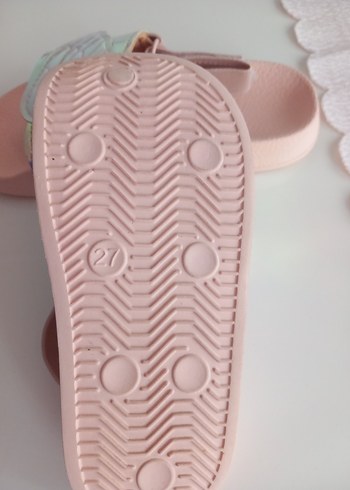 Kız Çocuk Pembe Toka Detaylı Terlik - Görsel 5