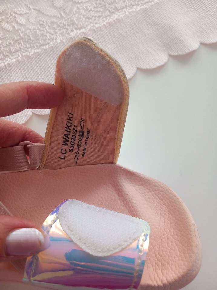 Kız Çocuk Pembe Toka Detaylı Terlik - Görsel 3