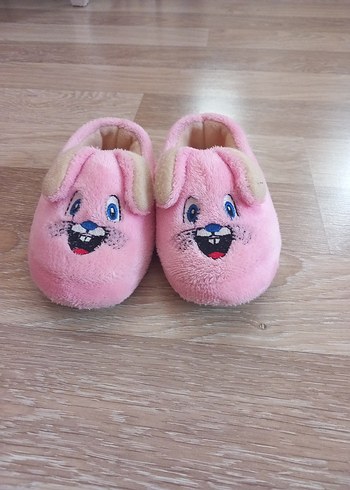 Kız Çocuk Pembe Nakışlı Sıcacık Ev Terliği - Görsel 2