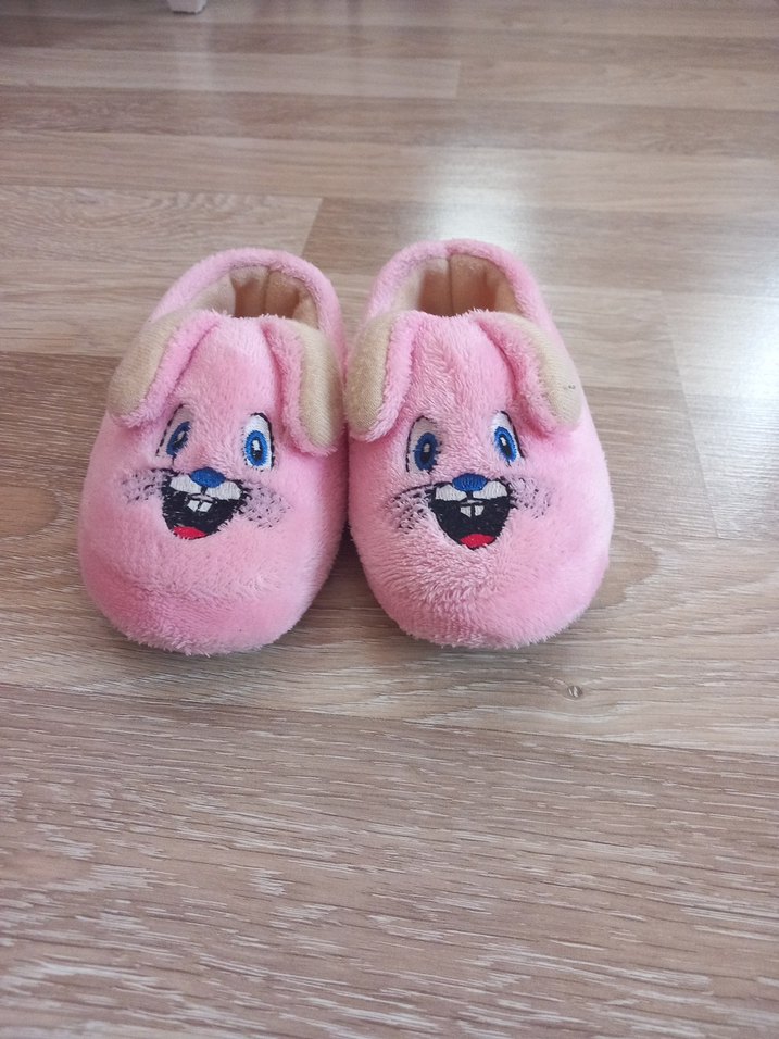 Kız Çocuk Pembe Nakışlı Sıcacık Ev Terliği - Görsel 2