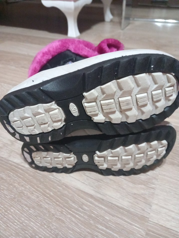 Pembe Kürklü Kız Botları - Görsel 5