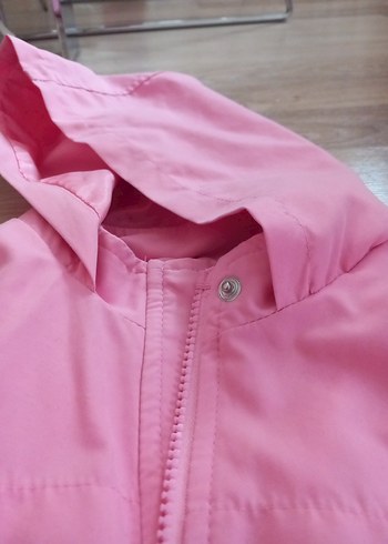 Pembe yağmurluk - Görsel 3