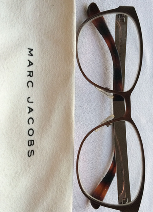 universal Beden MarcJacobs gözlük