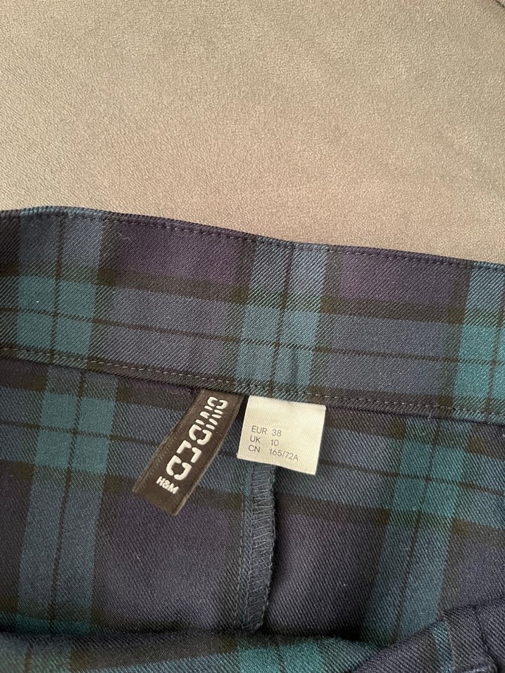 Kemerli Yeşil Ekose Mini Etek - Görsel 3